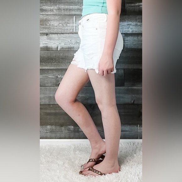 judy blue rigid magic high waist destroyed white denim shorts JB150264 WHT small - Picture 8 of 13